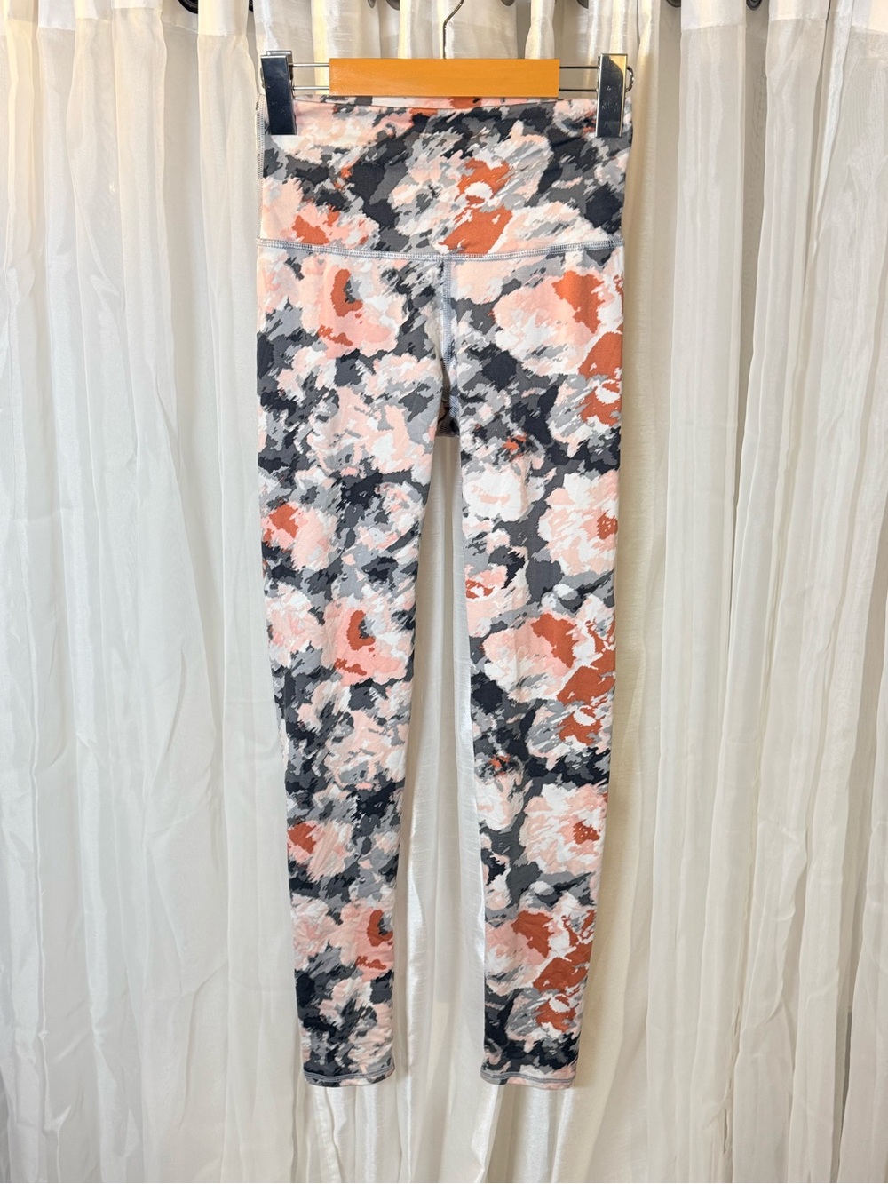aerie Floral Print Leggings - Pink, Coral & Gray